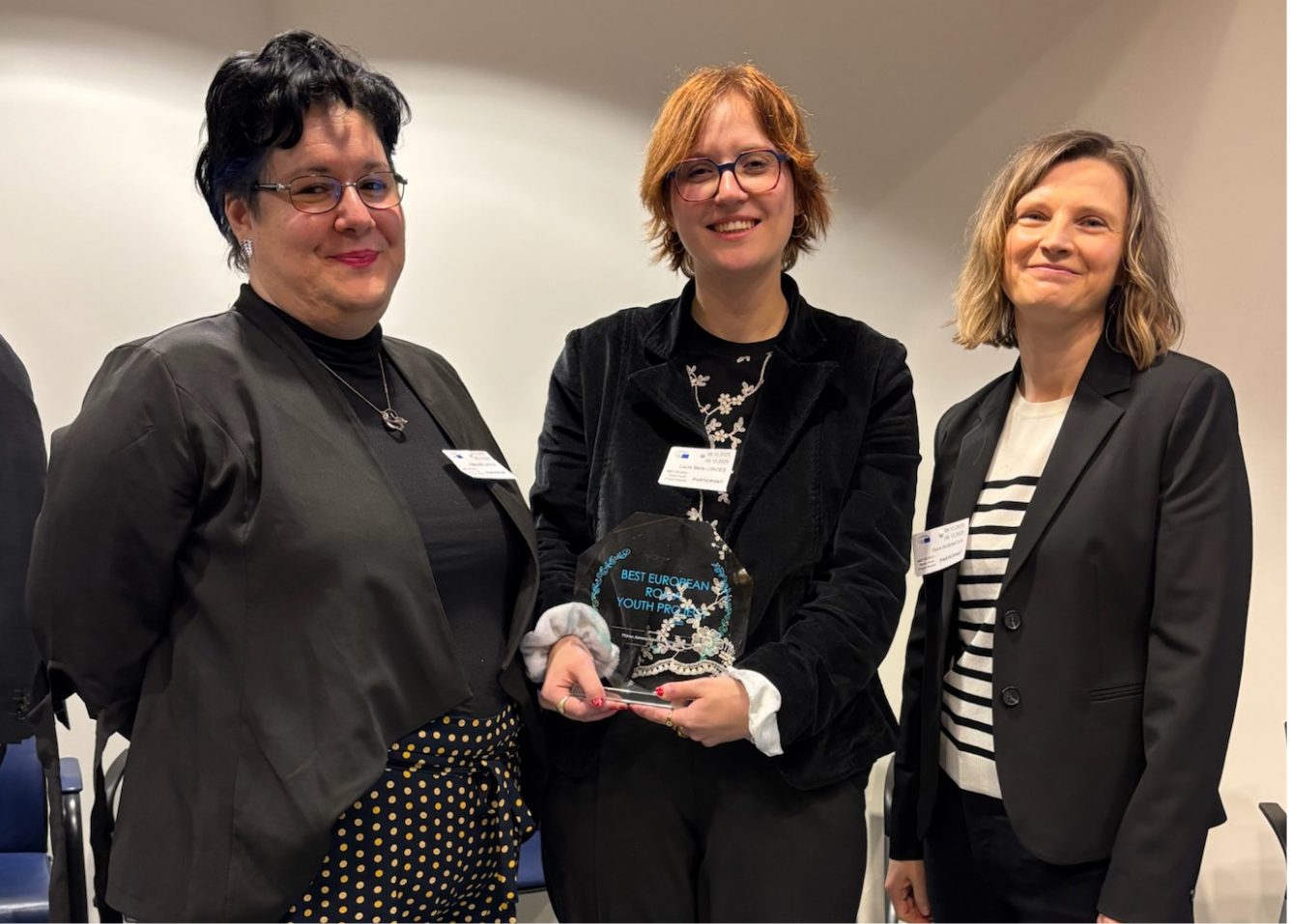 Az E-tanoda nyerte a Best European Roma Youth Project Award 2025 díjat!